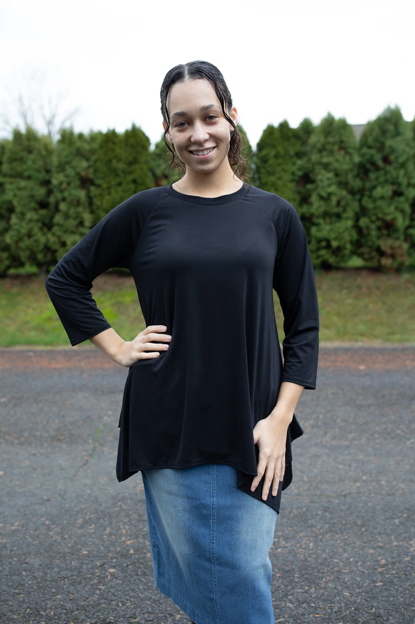 Basic Sharkbite Hem Top - Image 3