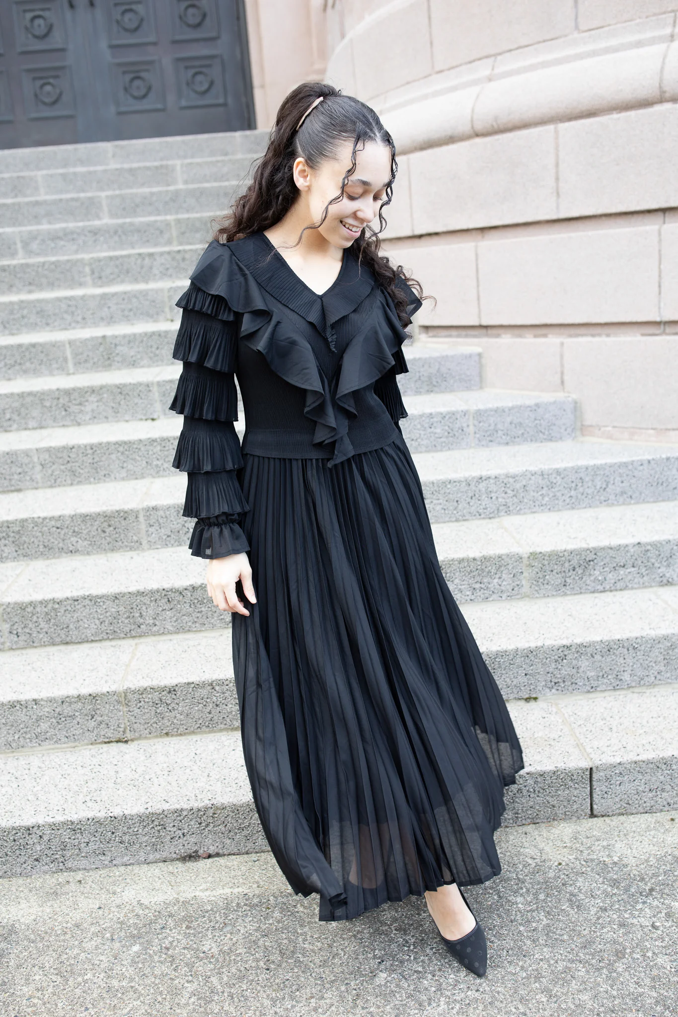 Elegant Ruffle Sleeve Dress - Image 3