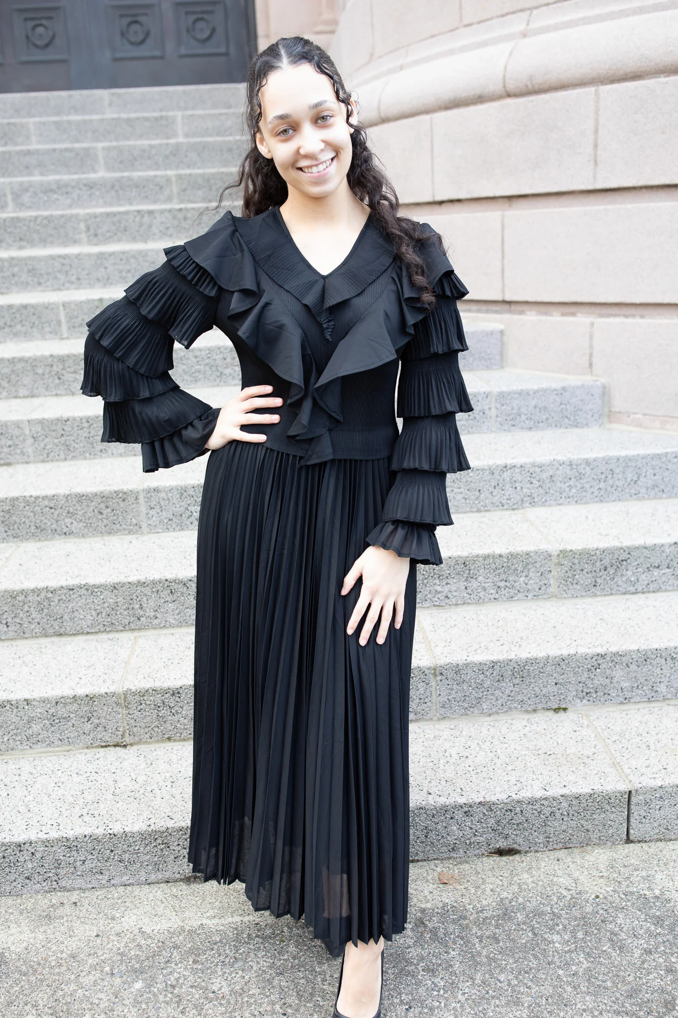Elegant Ruffle Sleeve Dress - Image 4