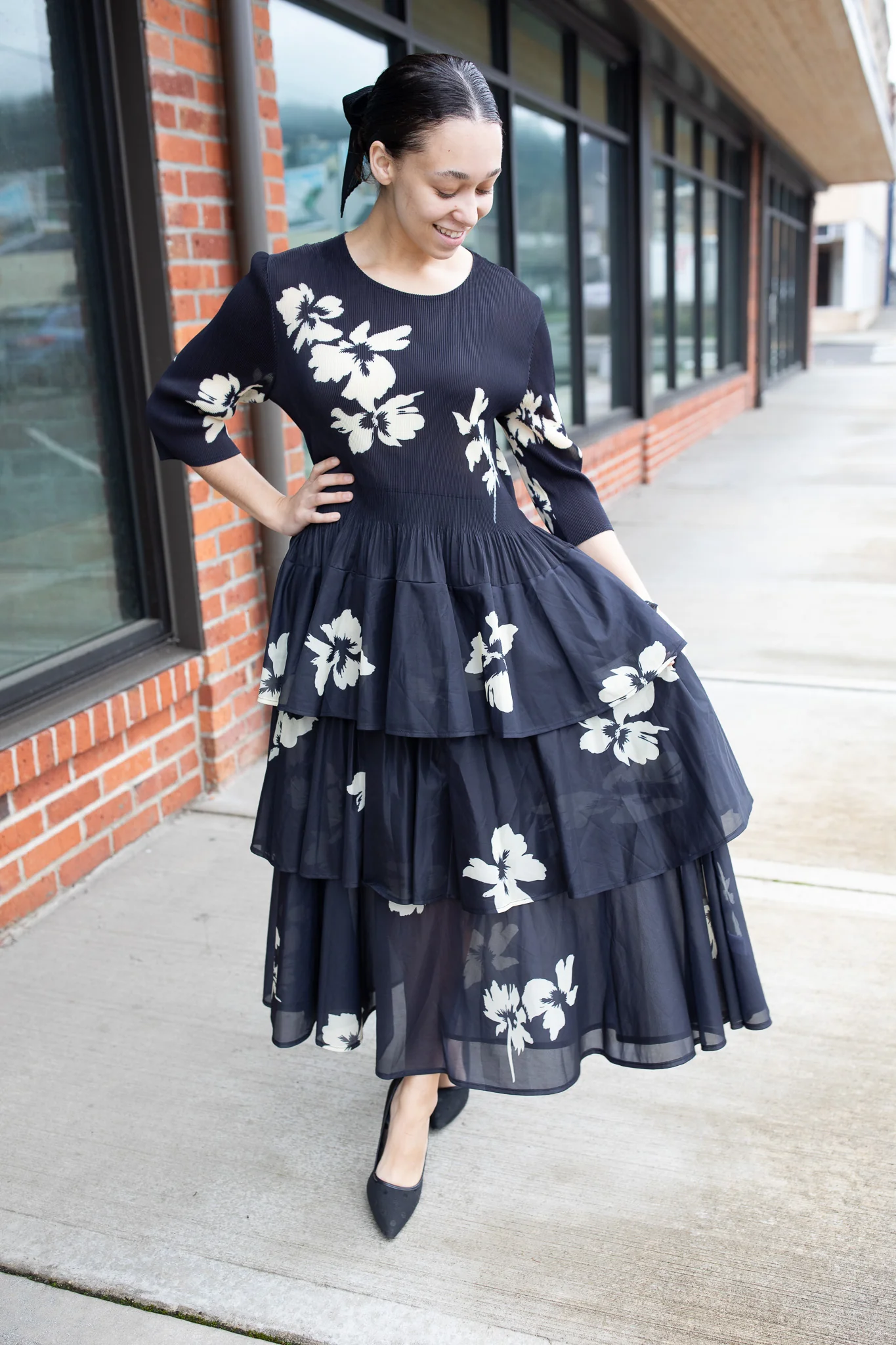 Graceful Layers - Elegant Floral