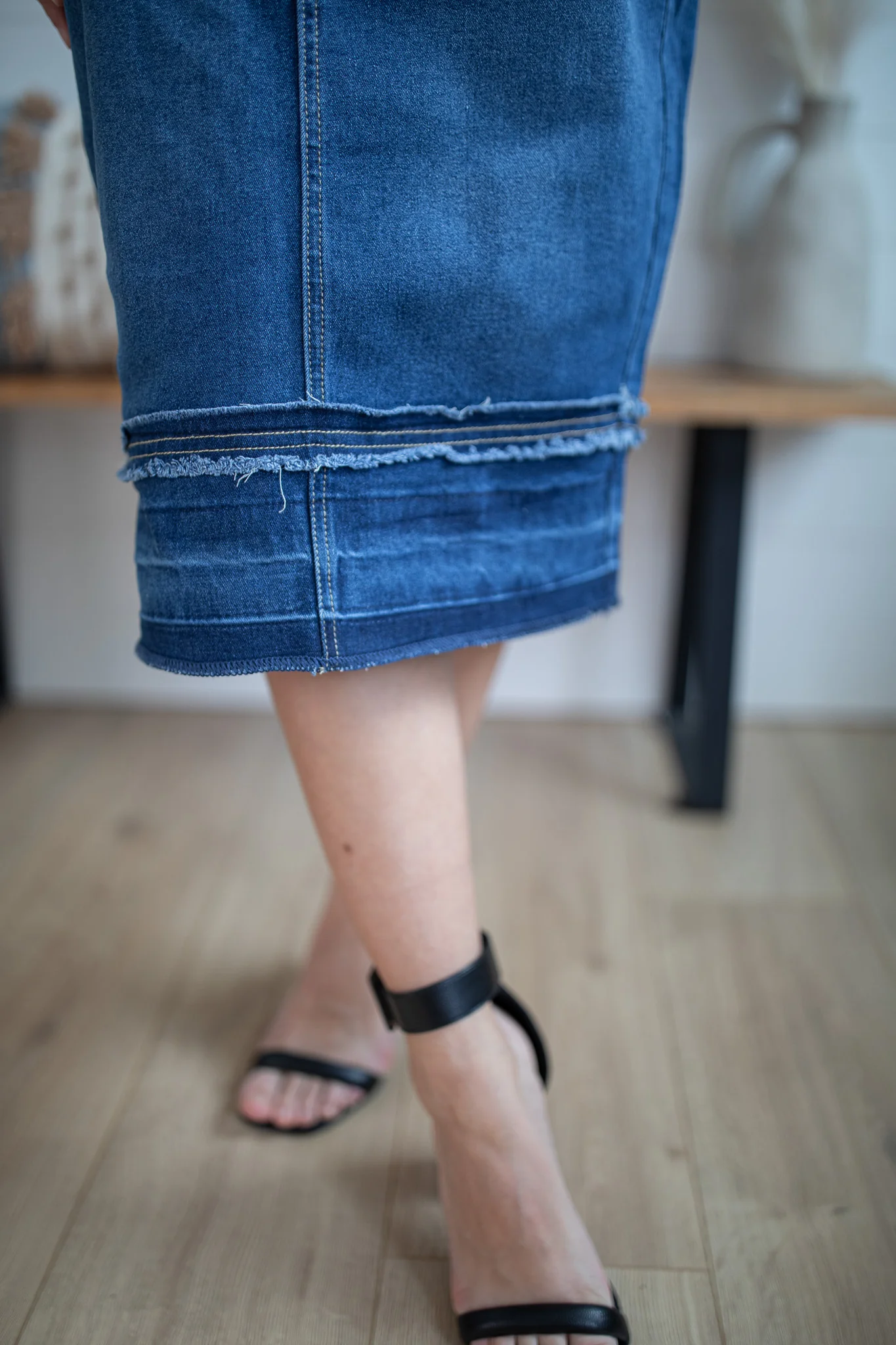 Indigo Raw Hem Denim Skirt - Image 3