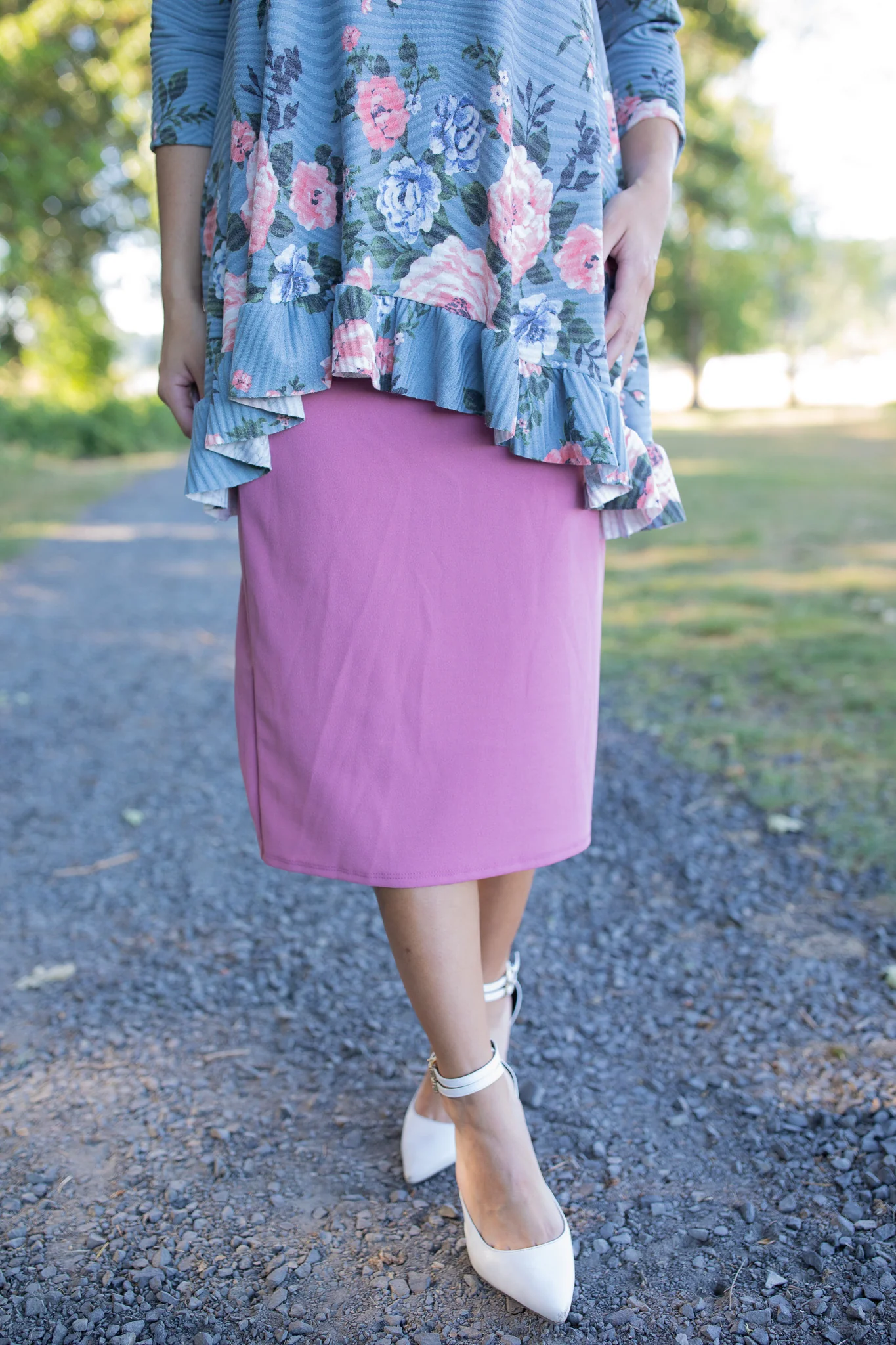Relaxed Pencil Skirt 27"/29" (NEW Colors) - Image 3