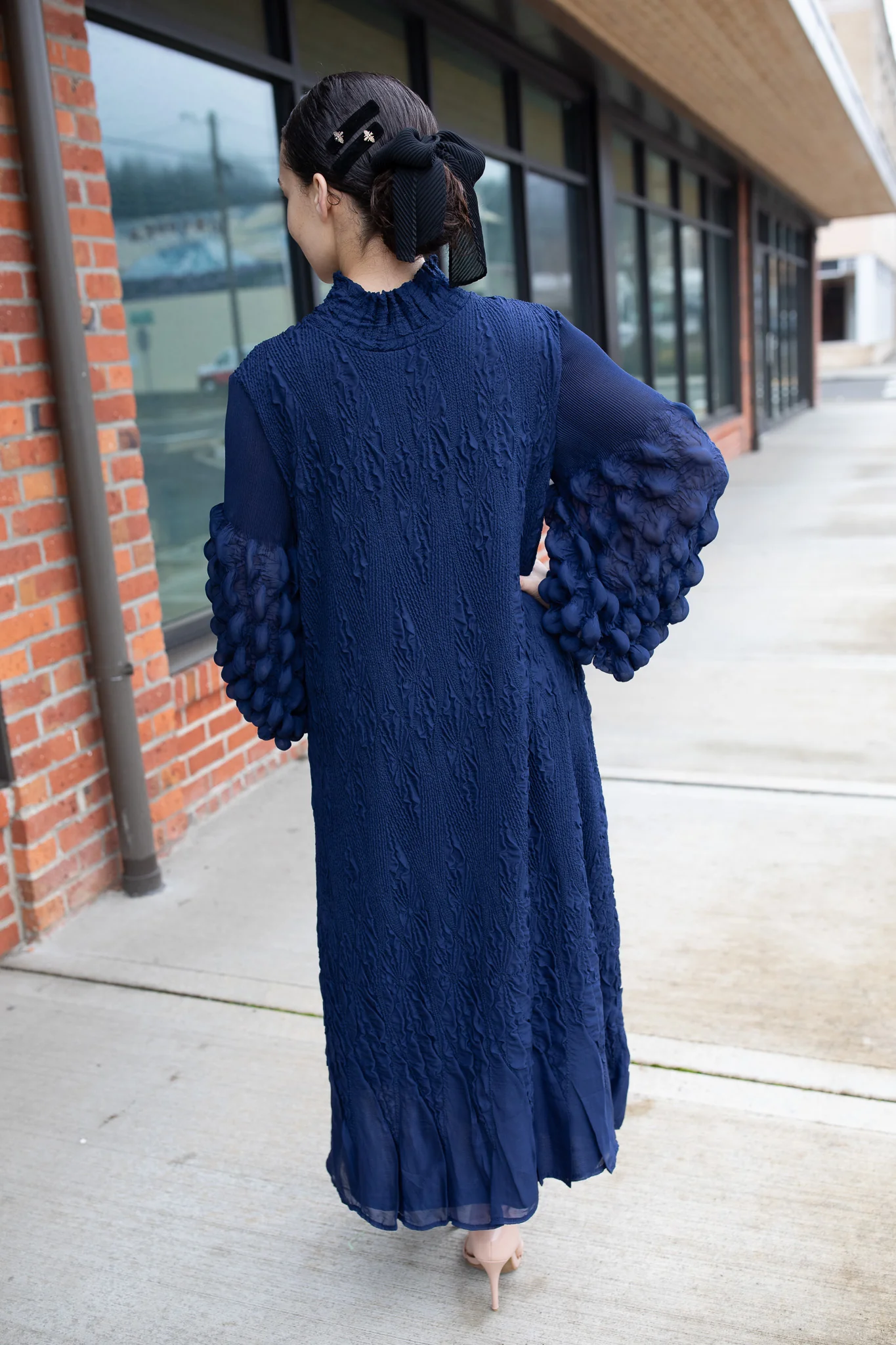 She Walks With Dignity - Navy - Image 3