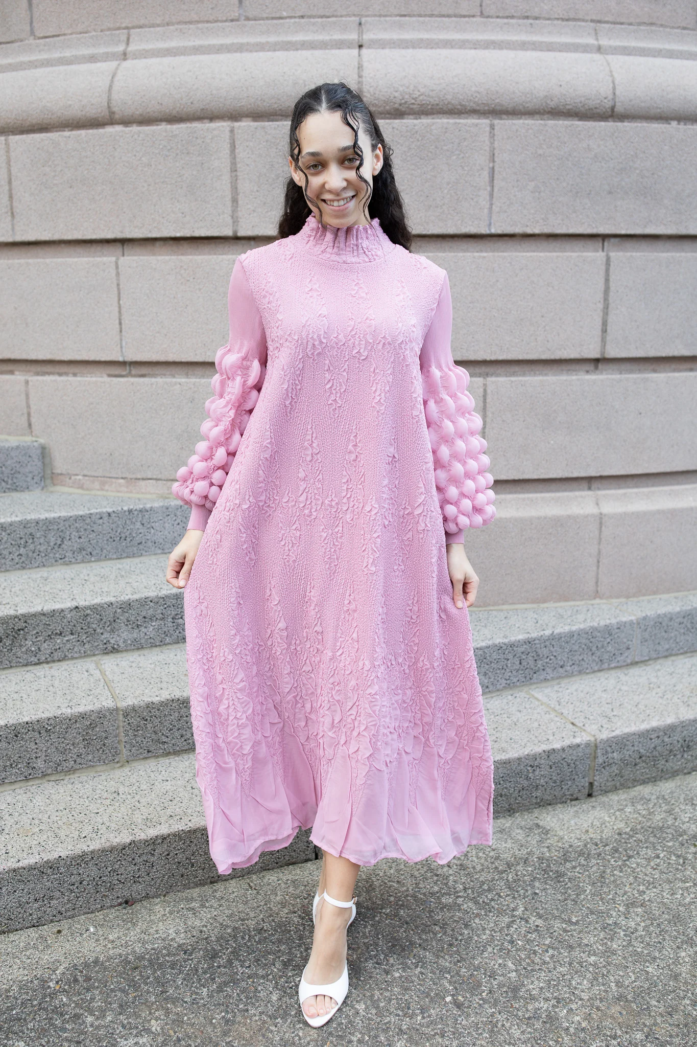 She Walks With Dignity - Mauve - Image 2