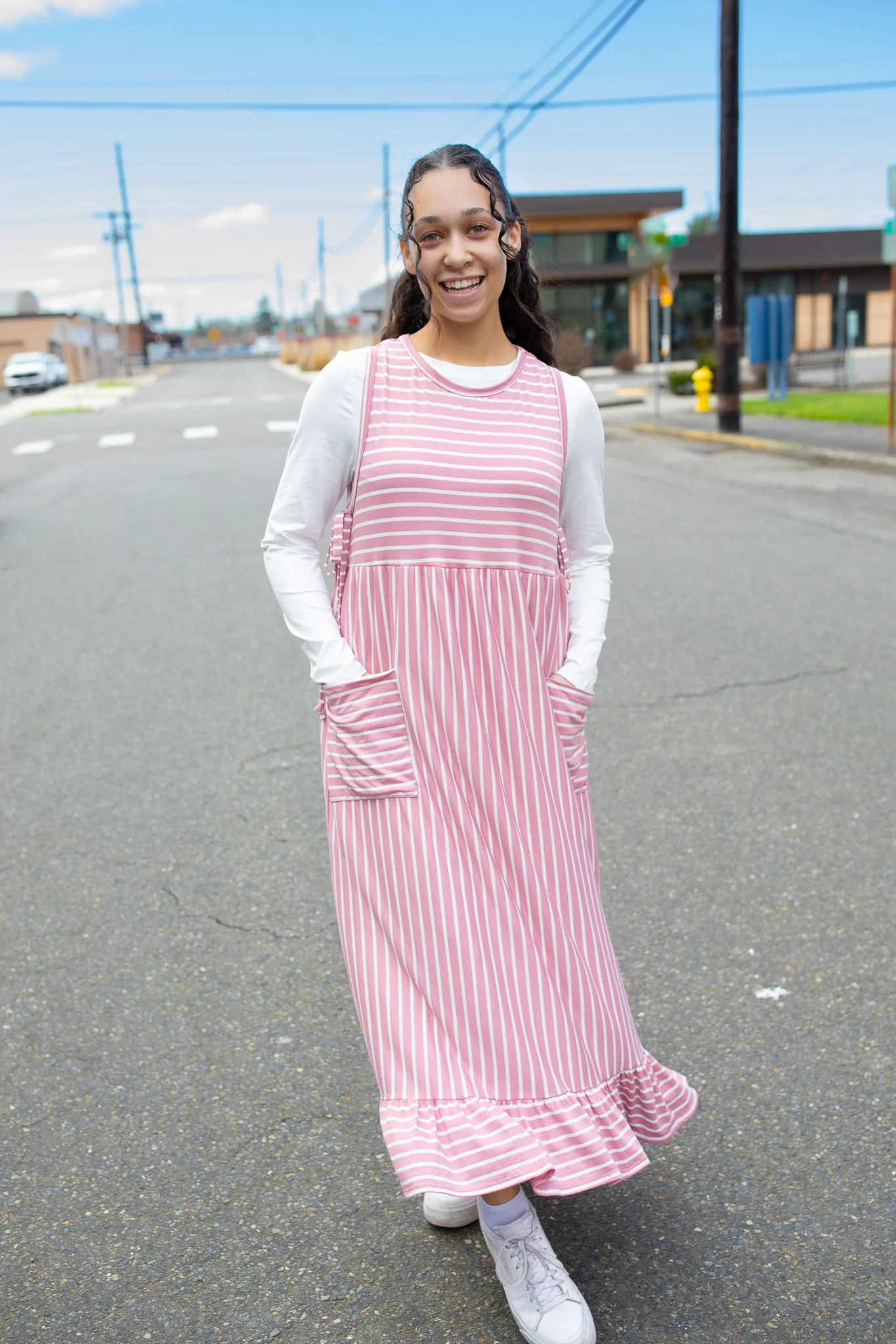 Sleeveless Stripe Dress - Image 2
