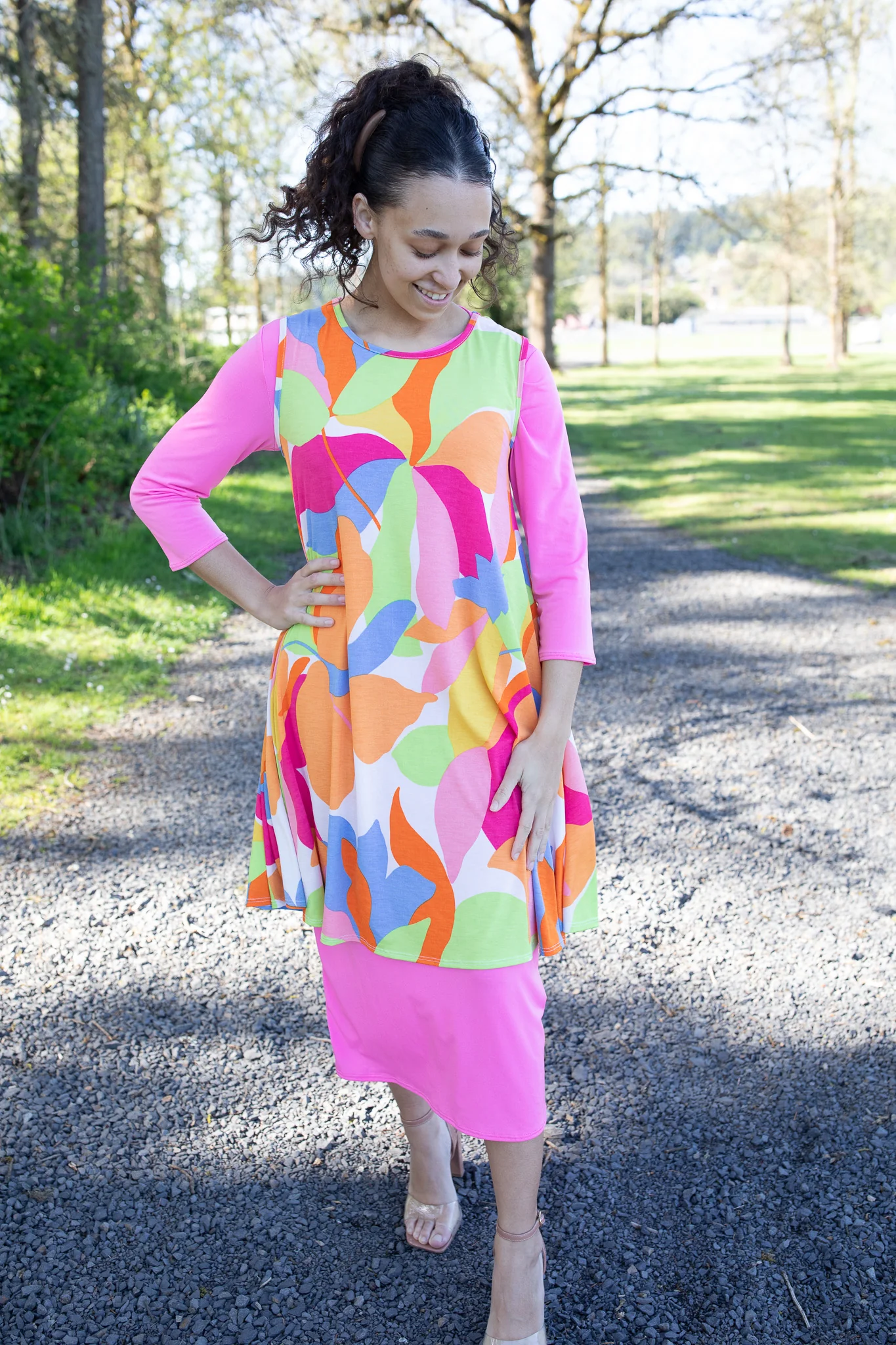 Sleevless Tunic - Abstract - Image 2