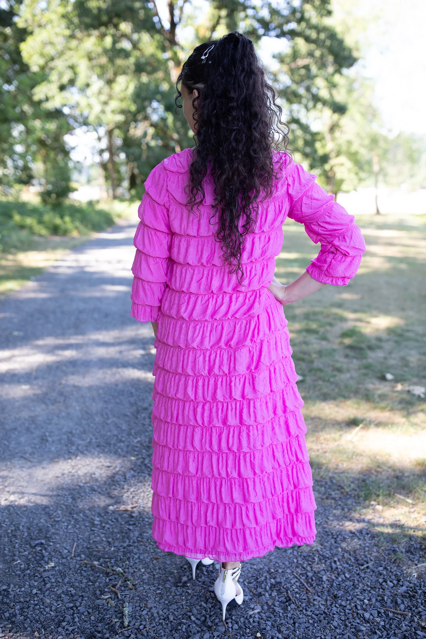 Summer In Regal Elegance - Image 6