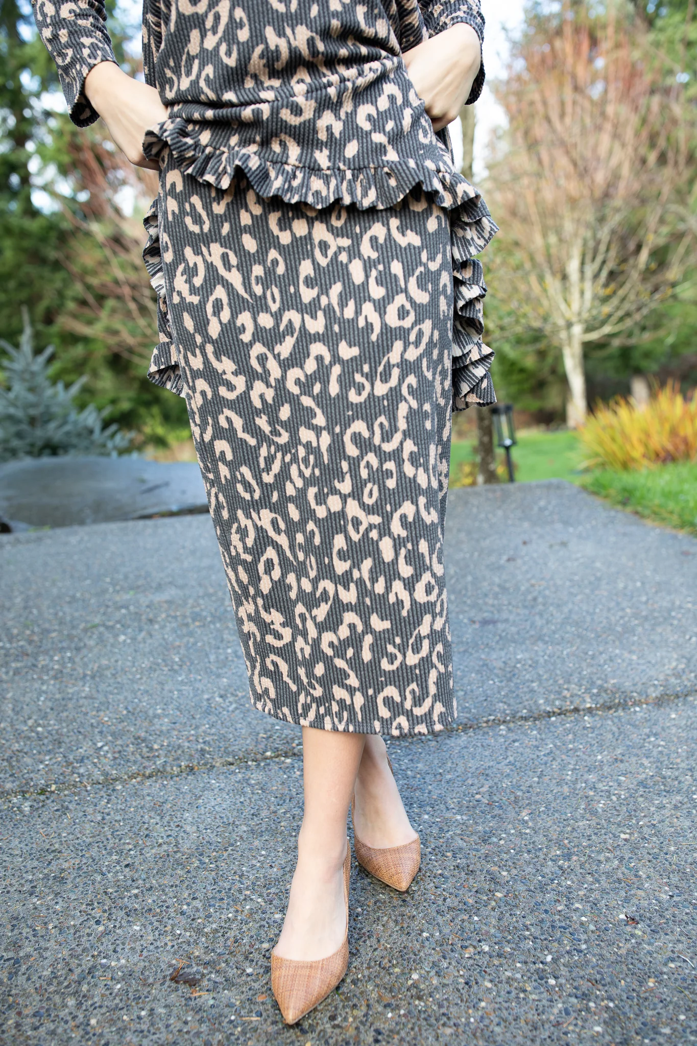 Winter Ridge Skirt - Charcoal Leopard